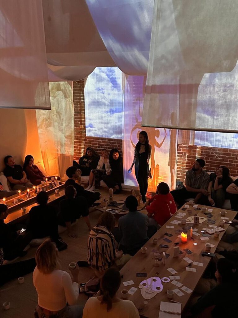 Reunión team building inmersivo guiado en empresa